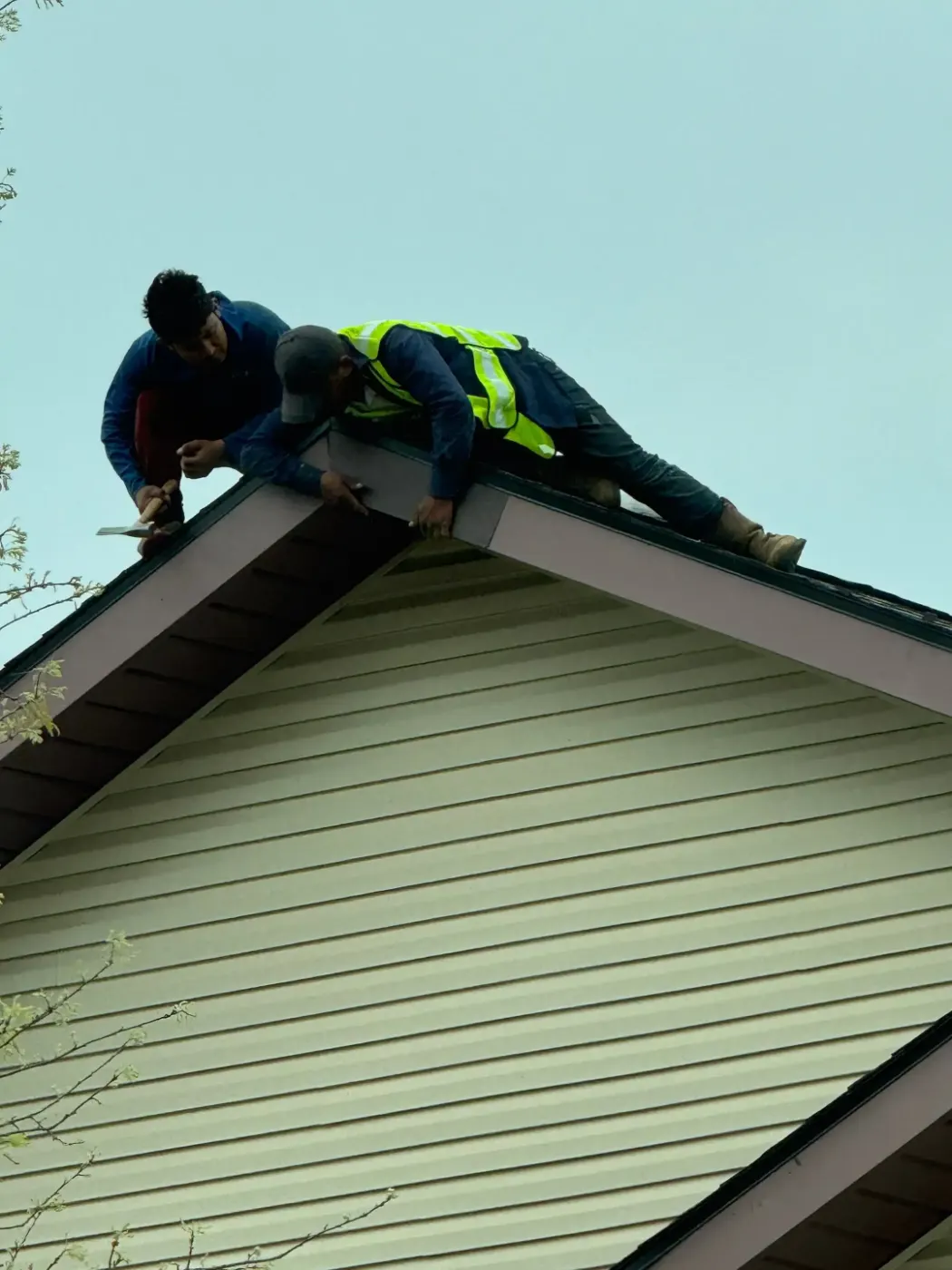 Manufacturer-certified roof installation in Lewisville